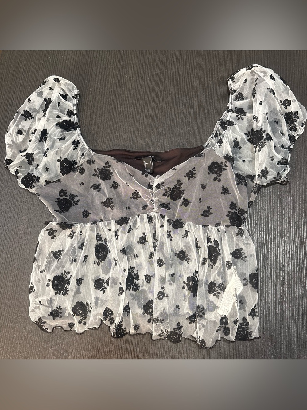 Forever 21 Black Floral Sheer Puff-Sleeve Crop Top